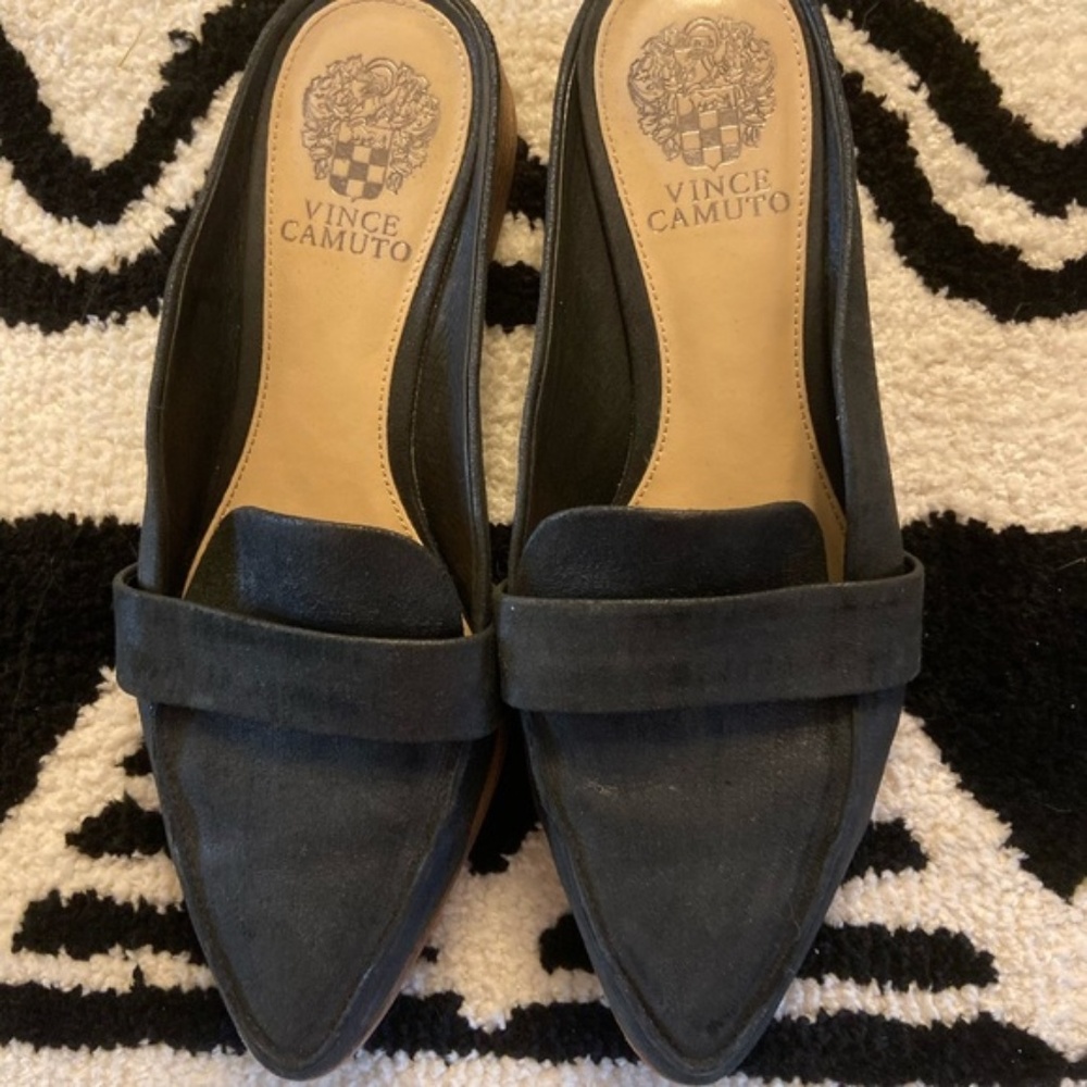 [Vince Camuto] Loafers with Wood Heels